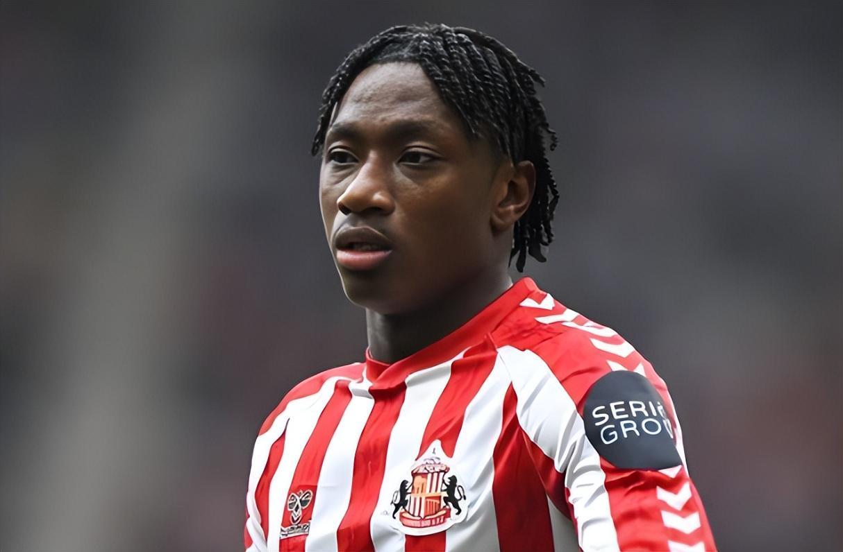 开云app-鲁能两个位置都迎来新大鱼外援爆发！一人两场造三球，坐稳核心